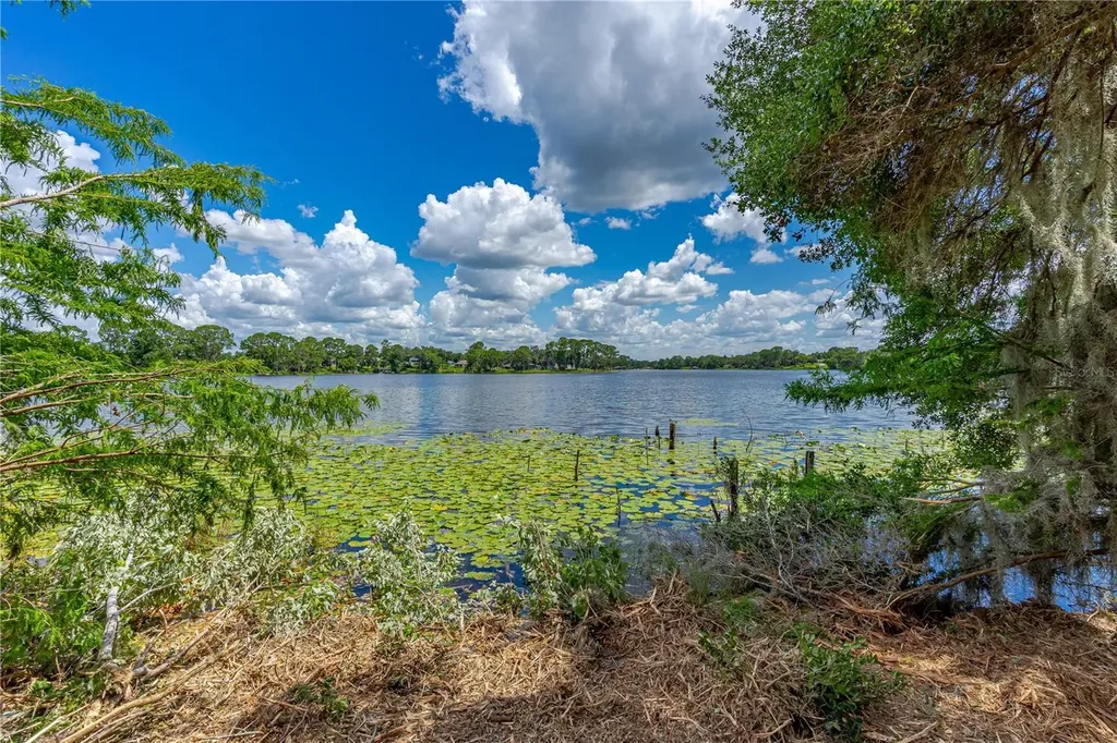 Twin Oak Street Deltona FL 32725