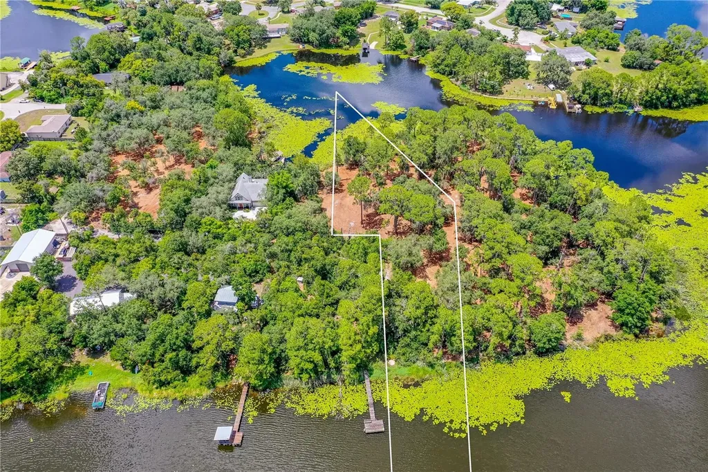 Twin Oak Street Deltona FL 32725
