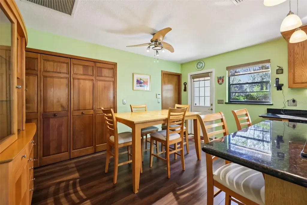 29205 Old Mill E Tavares FL 32778