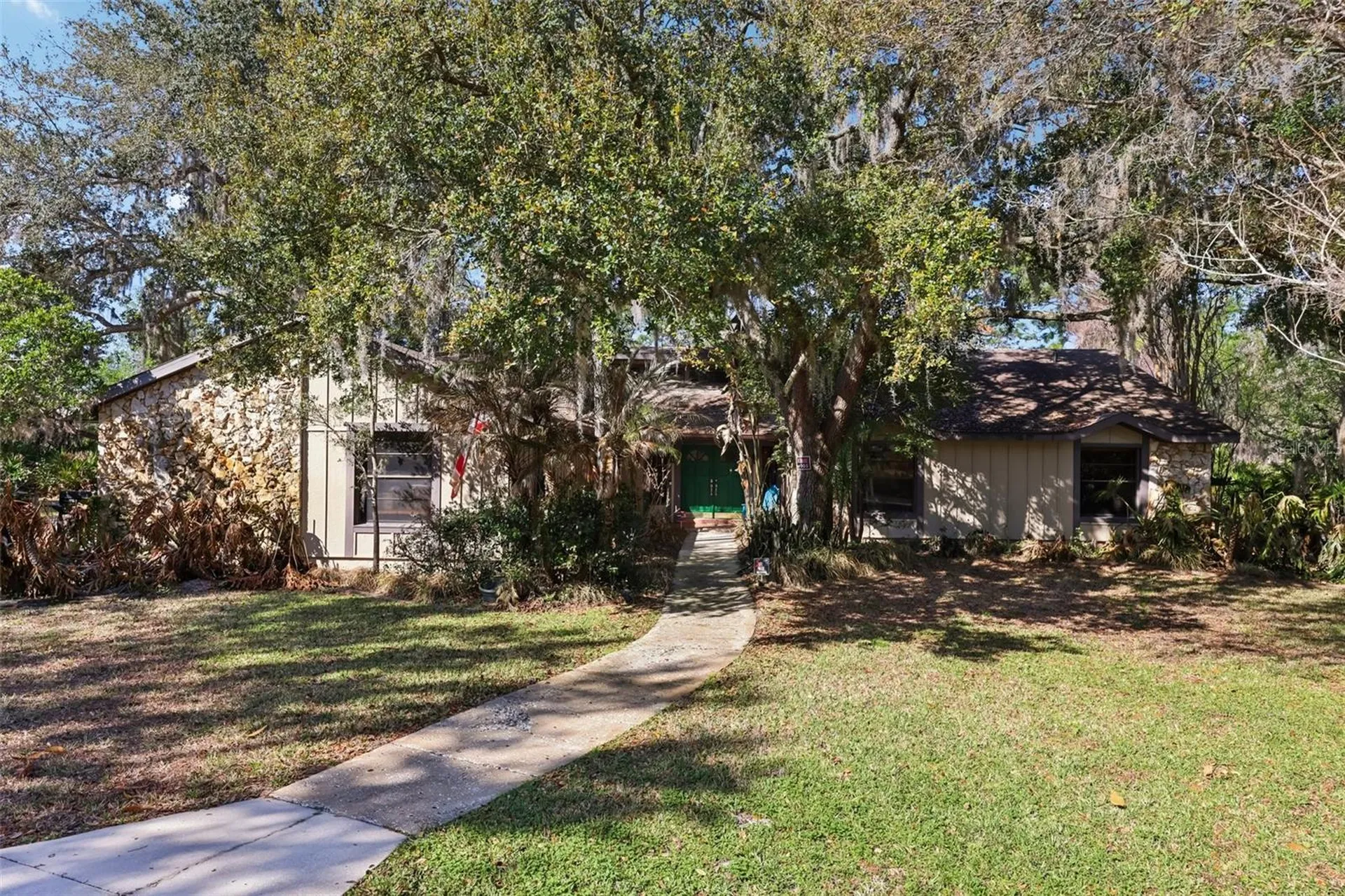 29205 Old Mill E Tavares FL 32778