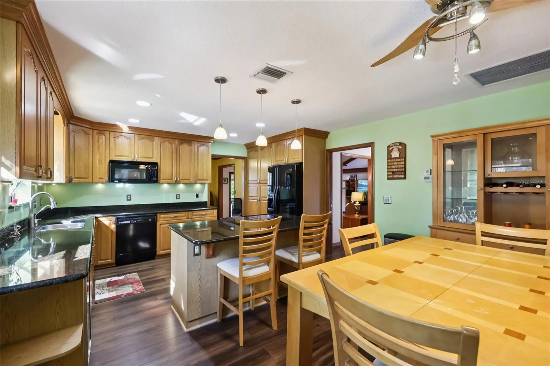 29205 Old Mill E Tavares FL 32778