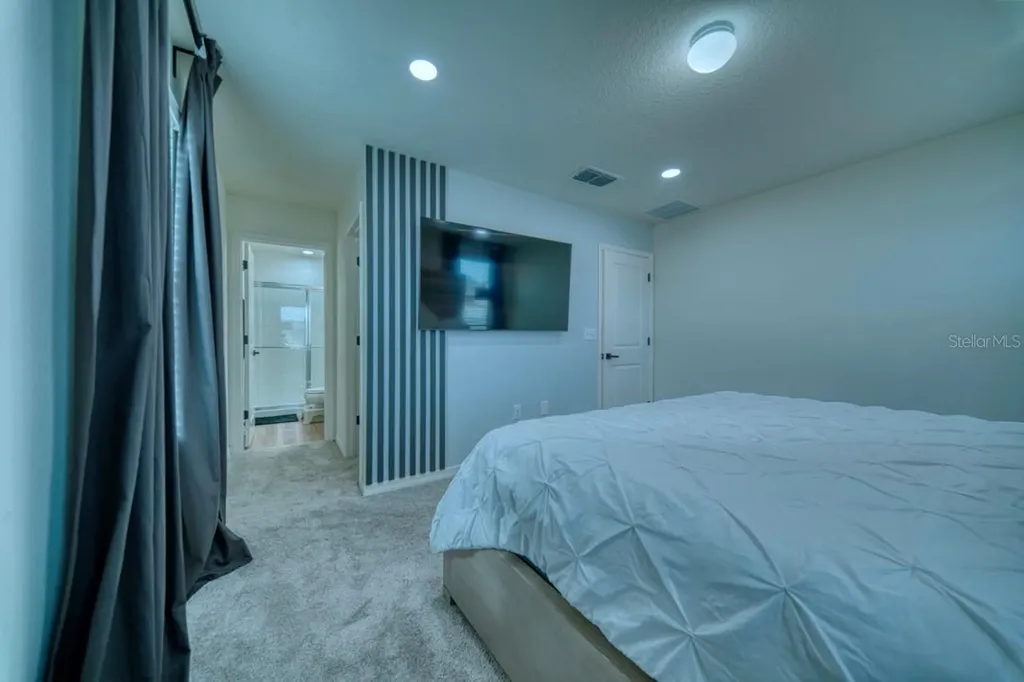 1568 Mirabella Circle Davenport FL 33897