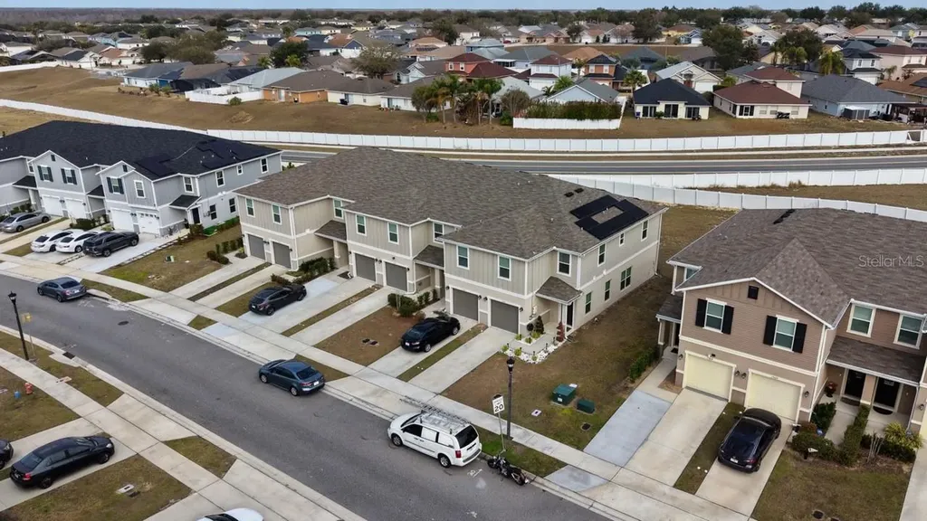 1568 Mirabella Circle Davenport FL 33897