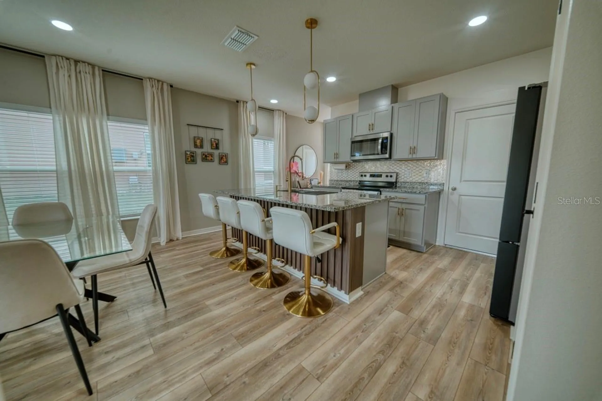 1568 Mirabella Circle Davenport FL 33897