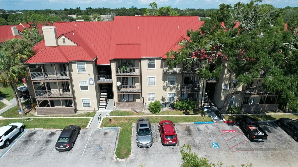 246 Afton Square Altamonte Springs FL 32714