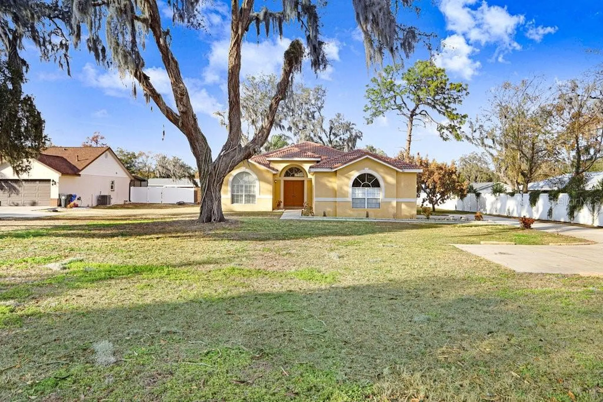 2412 Durant Road Valrico FL 33596