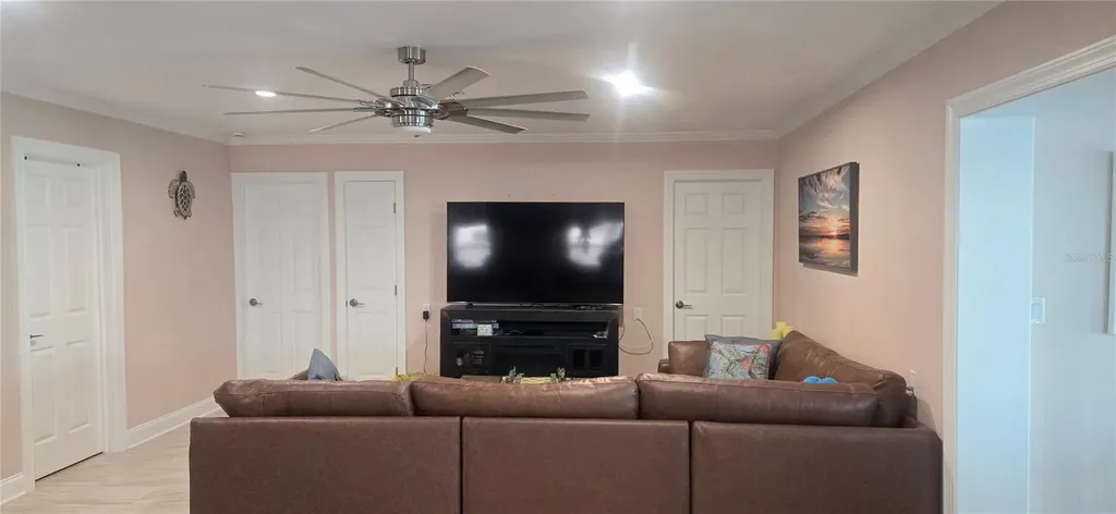 538 Crystal Drive Madeira Beach FL 33708