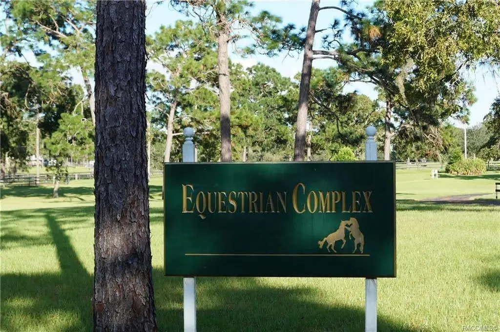 4976 W Yearling Drive Beverly Hills FL 34465