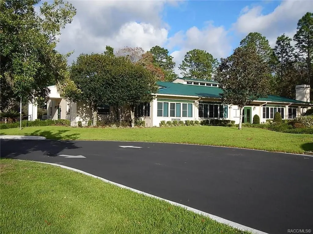 4976 W Yearling Drive Beverly Hills FL 34465
