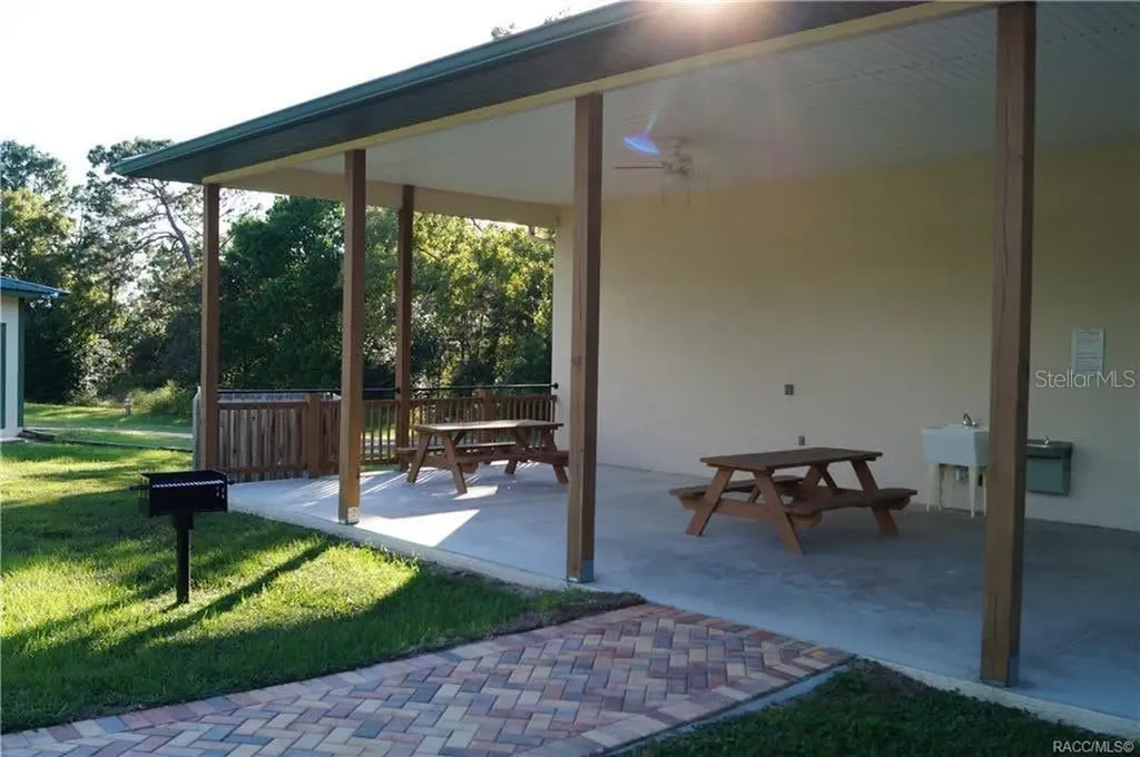 4976 W Yearling Drive Beverly Hills FL 34465