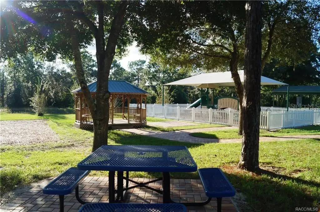 4976 W Yearling Drive Beverly Hills FL 34465
