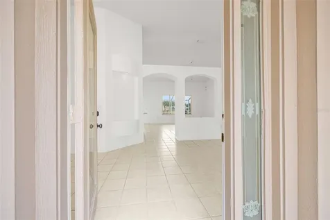 10246 Timberland Point Drive Tampa FL 33647