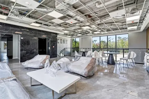 4560 W Irlo Bronson Memorial Unit #110, Highway Kissimmee FL 34746