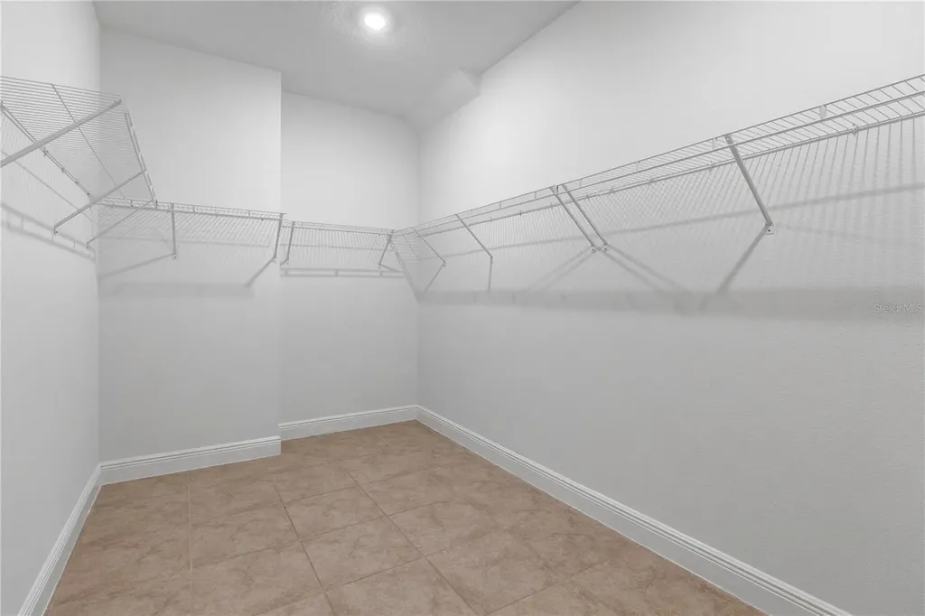 9738 Neruda Street Orlando FL 32827