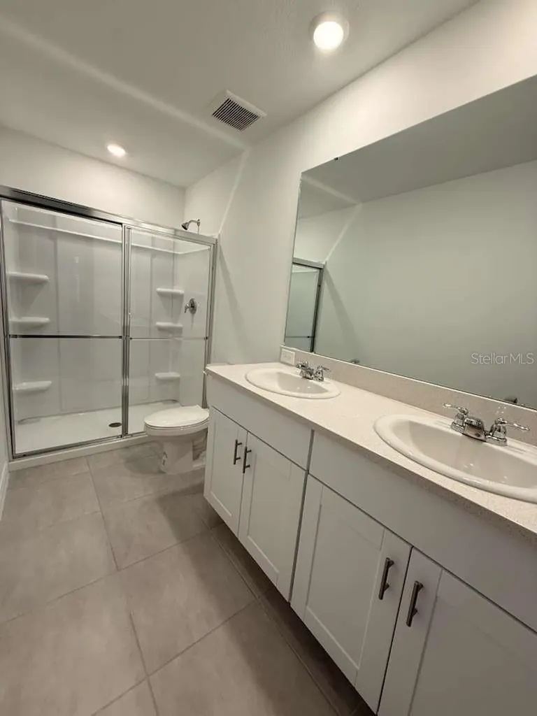 2931 Skyline Loop Kissimmee FL 34758