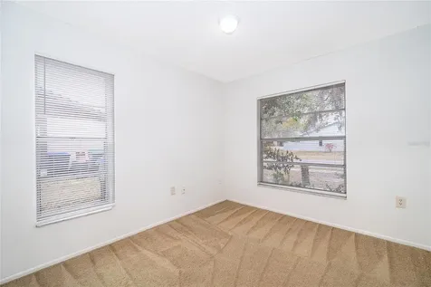 7876 Guardsmen Street Orlando FL 32822