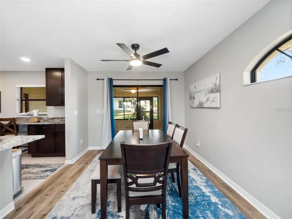 21821 King John Street Leesburg FL 34748