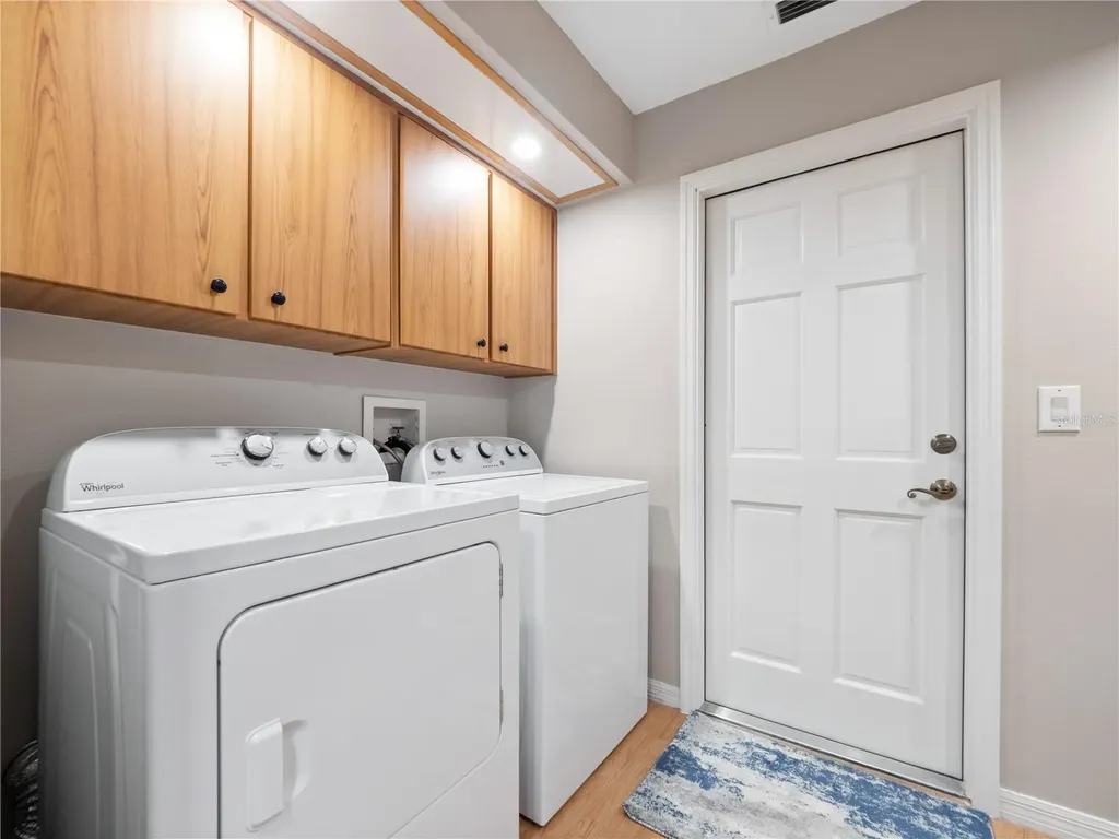 21821 King John Street Leesburg FL 34748