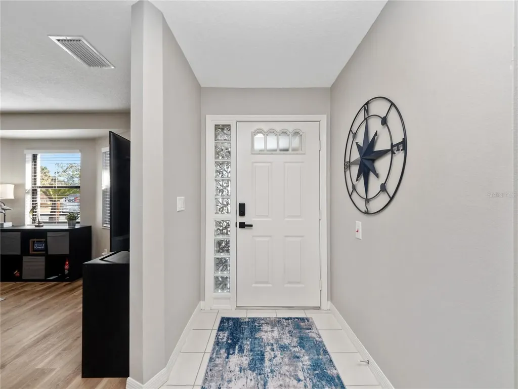 21821 King John Street Leesburg FL 34748