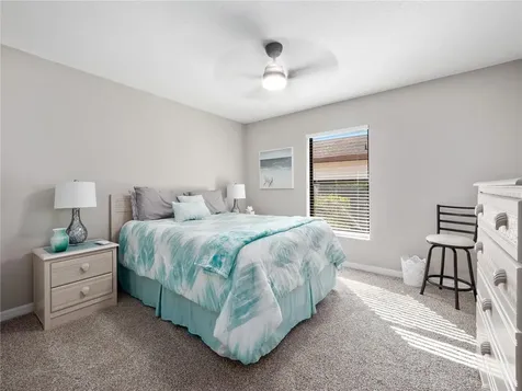 21821 King John Street Leesburg FL 34748