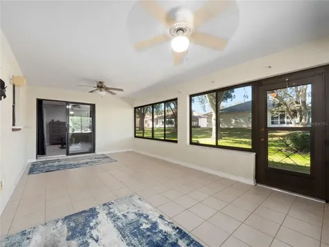 21821 King John Street Leesburg FL 34748