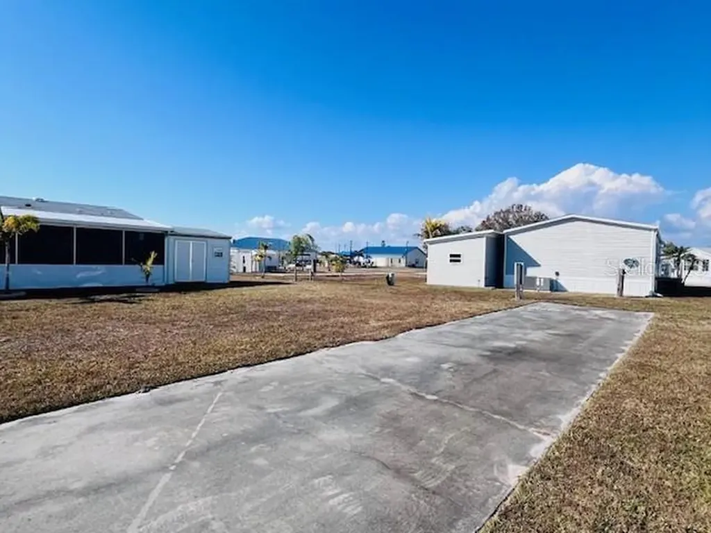 161 Tarpon Punta Gorda FL 33950