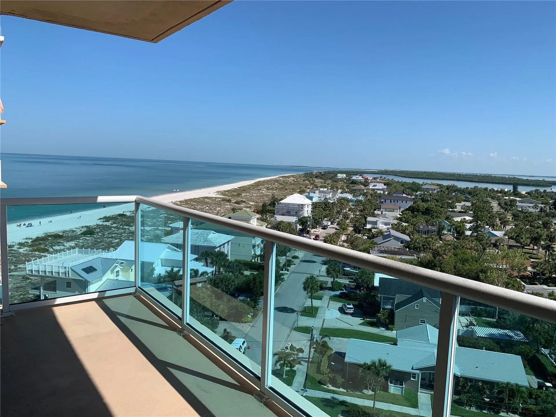 880 Mandalay Avenue Clearwater FL 33767