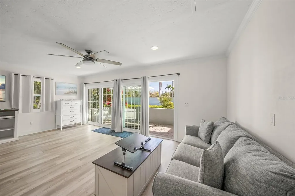 8560 Heron Lagoon Circle Sarasota FL 34242