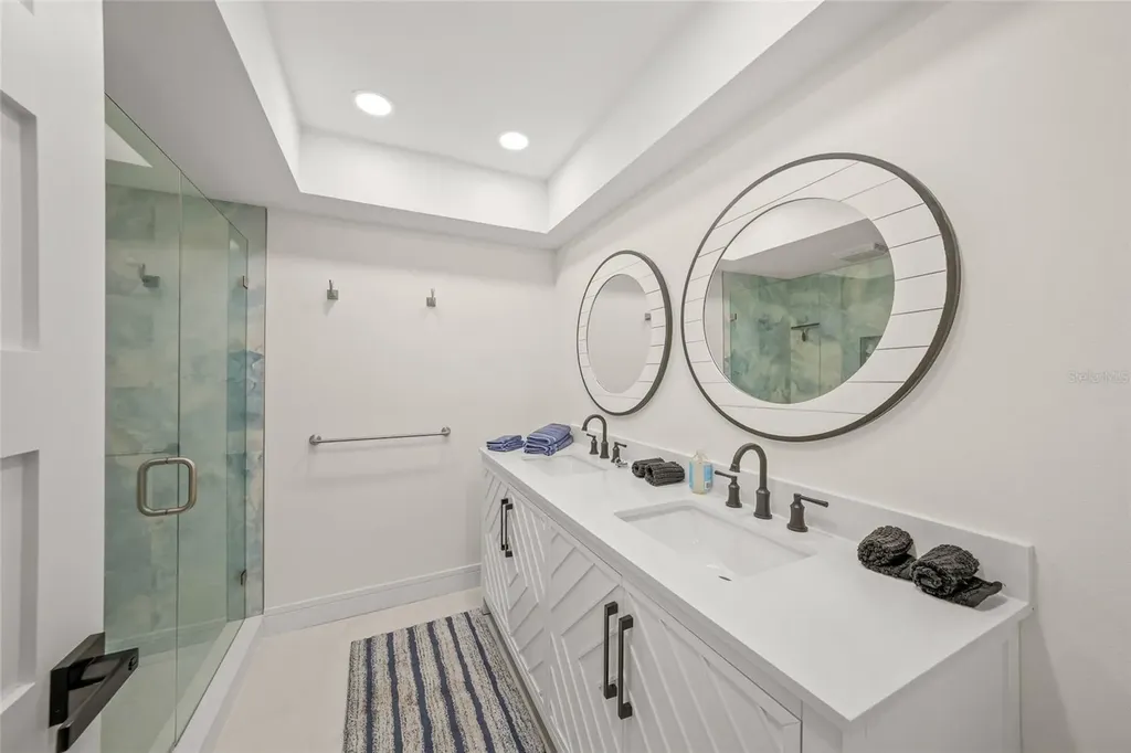 8560 Heron Lagoon Circle Sarasota FL 34242