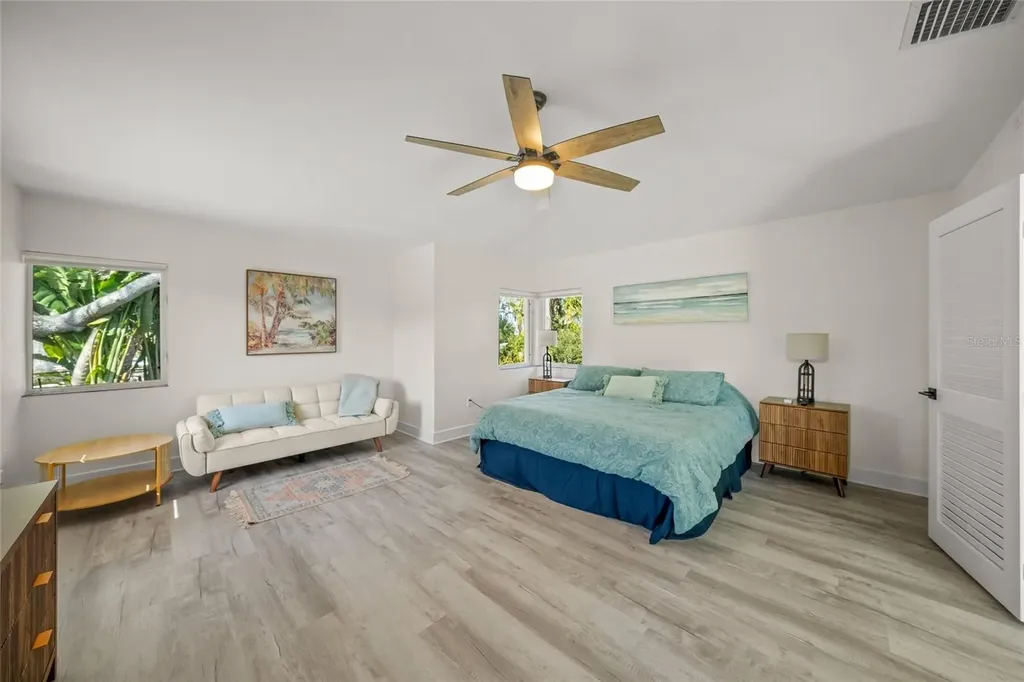 8560 Heron Lagoon Circle Sarasota FL 34242