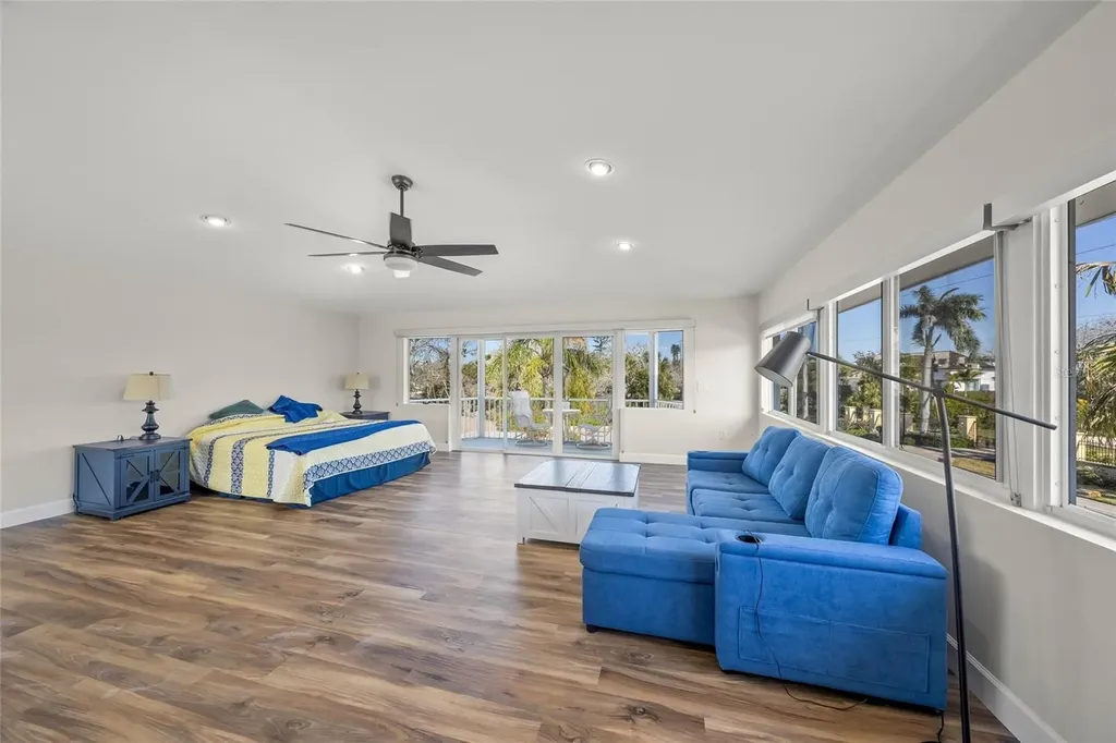 8560 Heron Lagoon Circle Sarasota FL 34242
