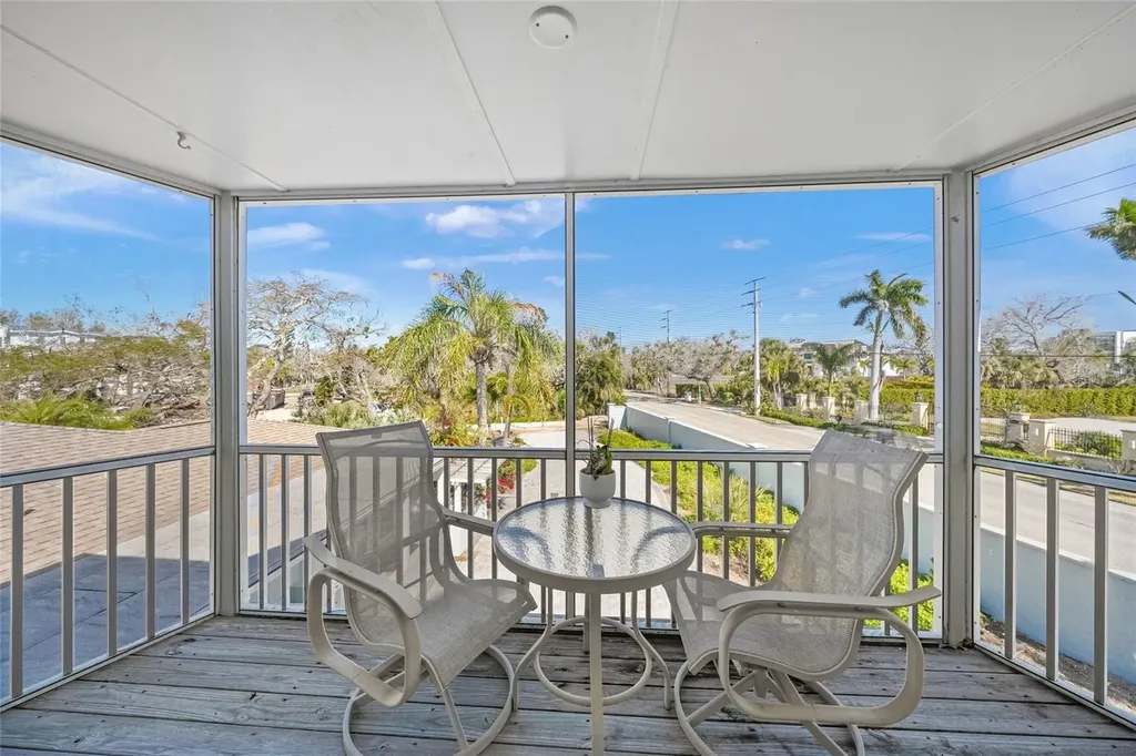 8560 Heron Lagoon Circle Sarasota FL 34242