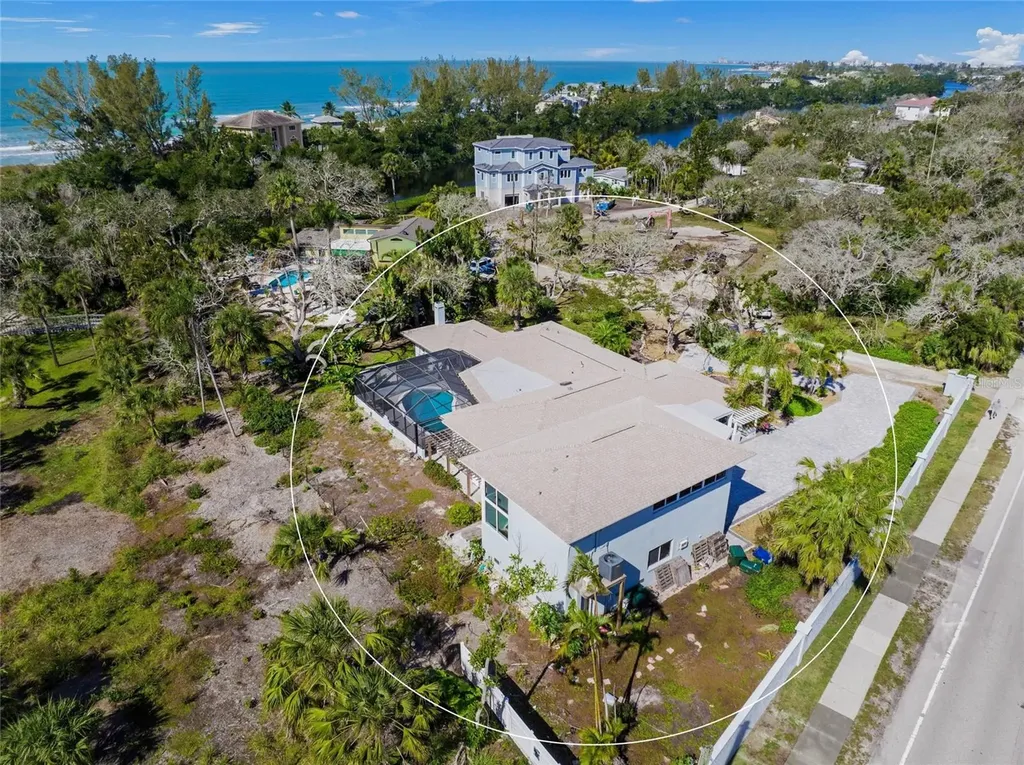 8560 Heron Lagoon Circle Sarasota FL 34242