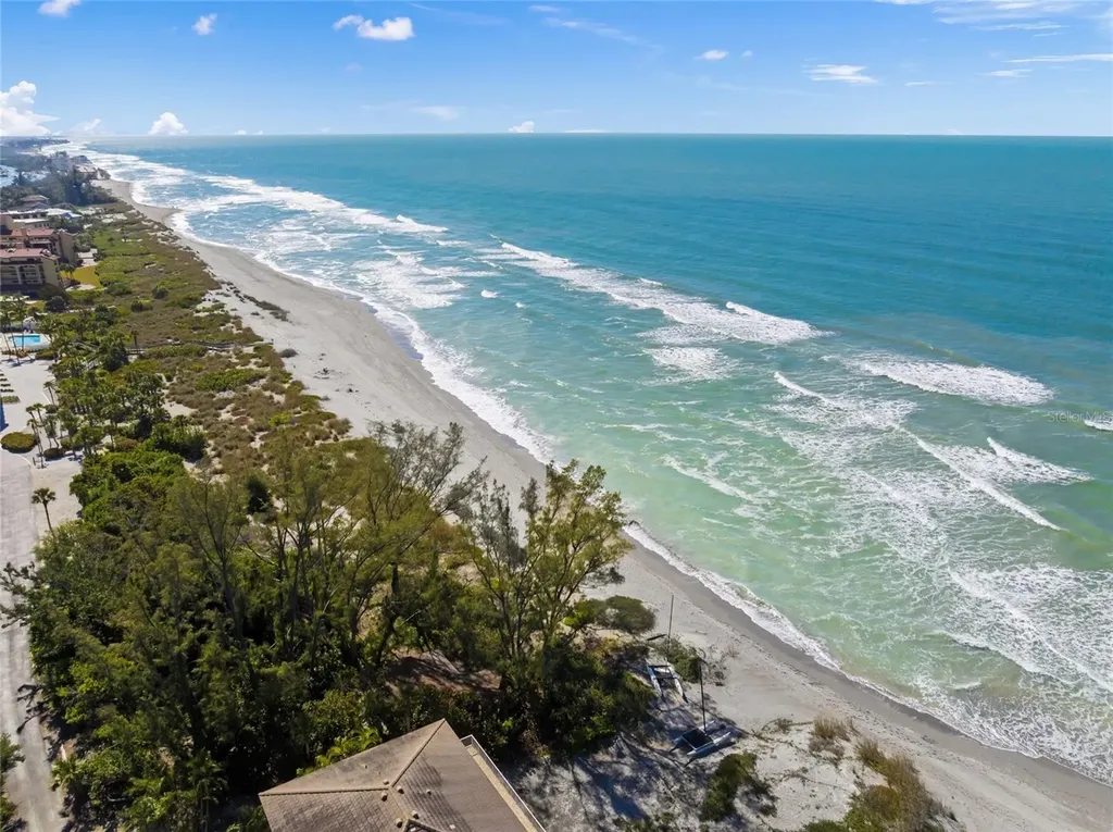 8560 Heron Lagoon Circle Sarasota FL 34242