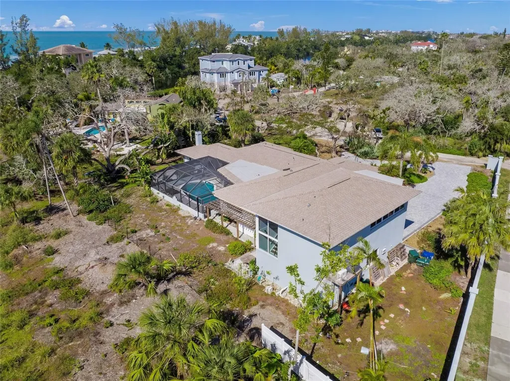 8560 Heron Lagoon Circle Sarasota FL 34242