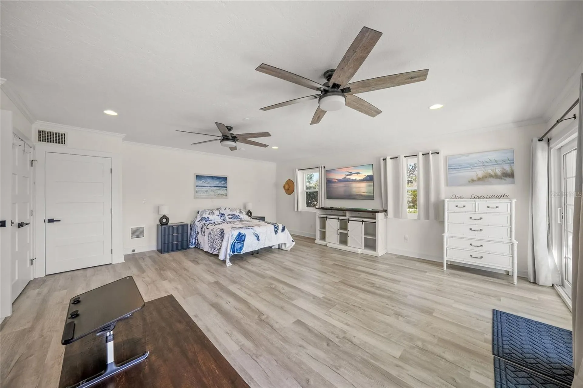 8560 Heron Lagoon Circle Sarasota FL 34242