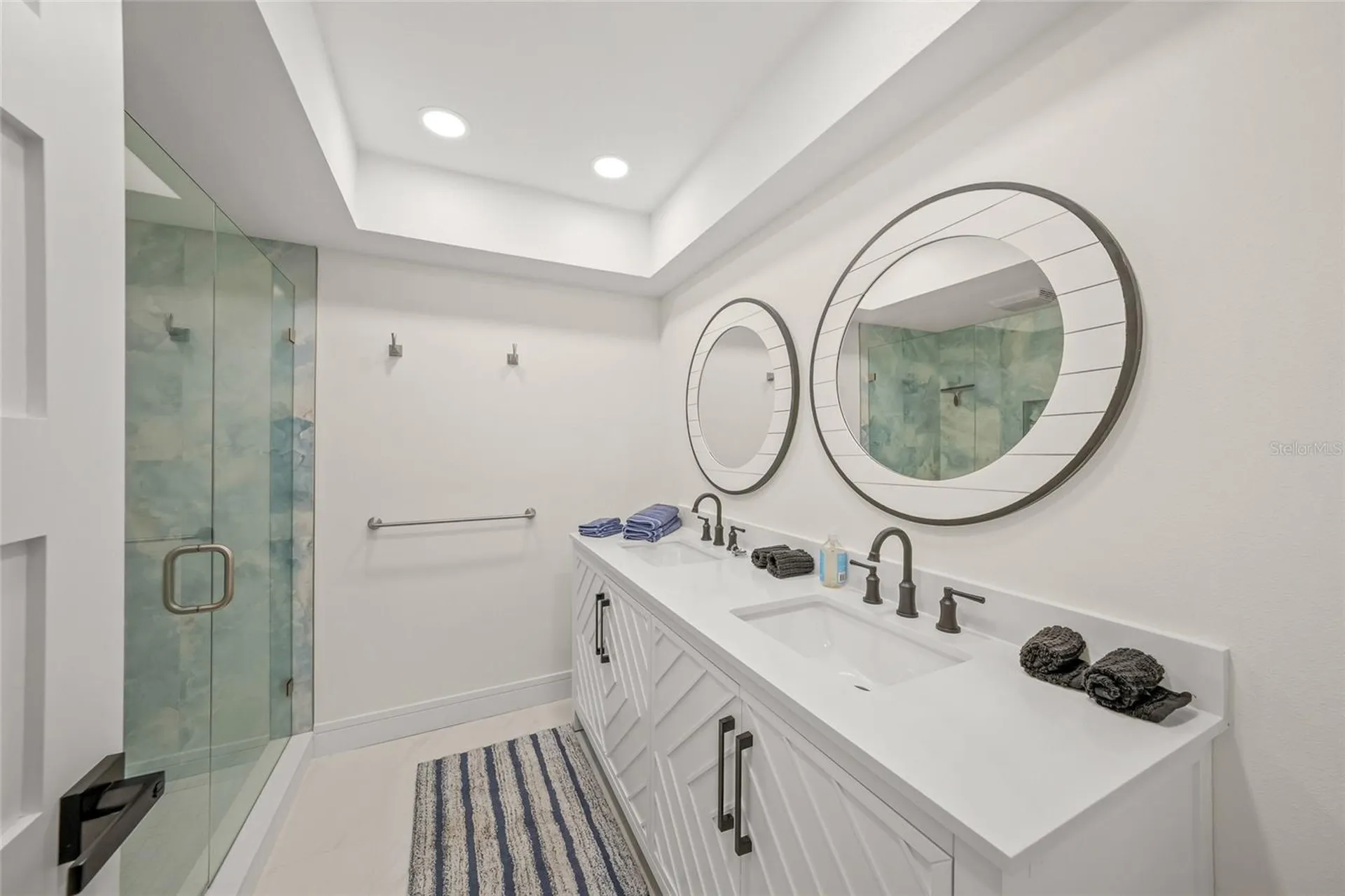8560 Heron Lagoon Circle Sarasota FL 34242