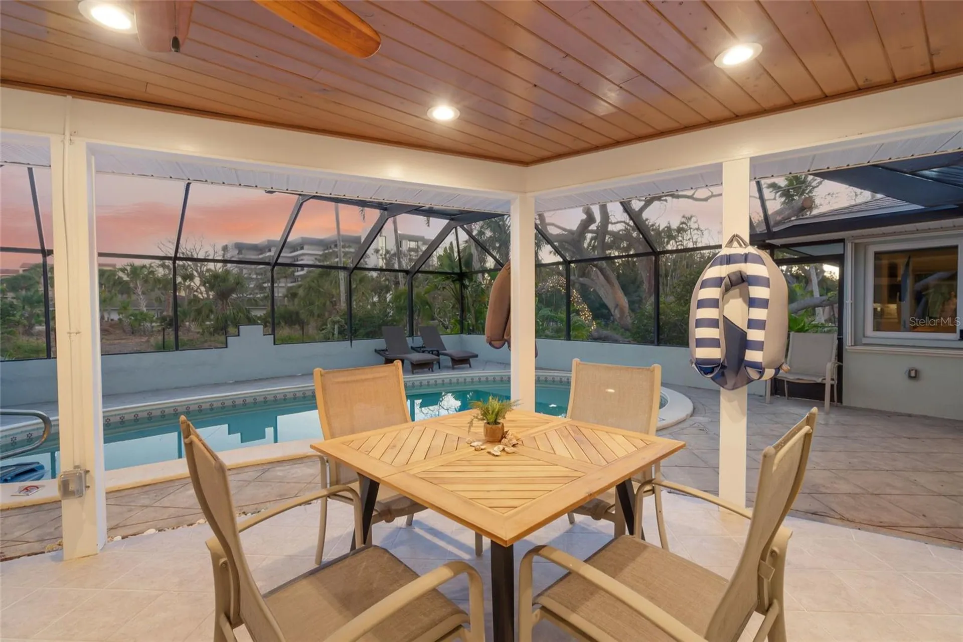 8560 Heron Lagoon Circle Sarasota FL 34242