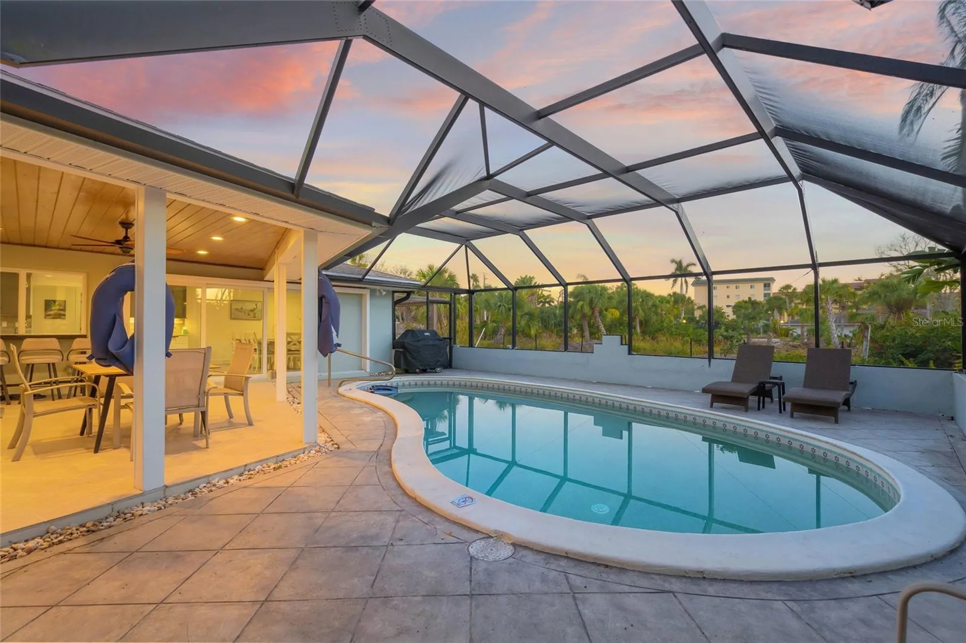 8560 Heron Lagoon Circle Sarasota FL 34242