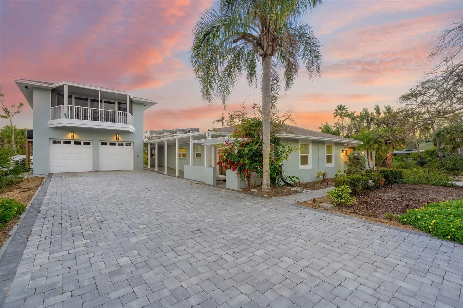 8560 Heron Lagoon Circle Sarasota FL 34242