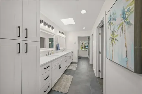 8560 Heron Lagoon Circle Sarasota FL 34242