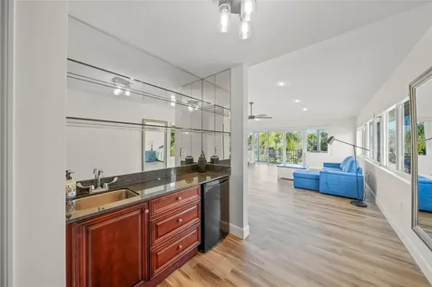 8560 Heron Lagoon Circle Sarasota FL 34242