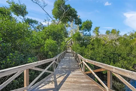 8560 Heron Lagoon Circle Sarasota FL 34242