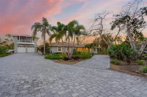 8560 Heron Lagoon Circle Sarasota FL 34242