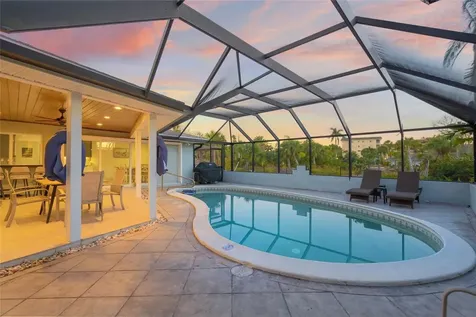 8560 Heron Lagoon Circle Sarasota FL 34242