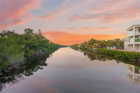 8560 Heron Lagoon Circle Sarasota FL 34242