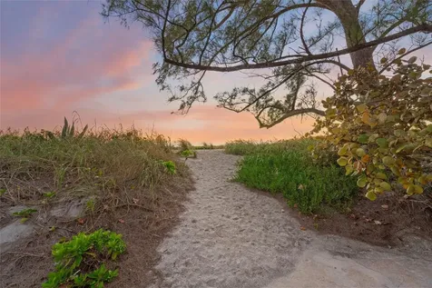 8560 Heron Lagoon Circle Sarasota FL 34242