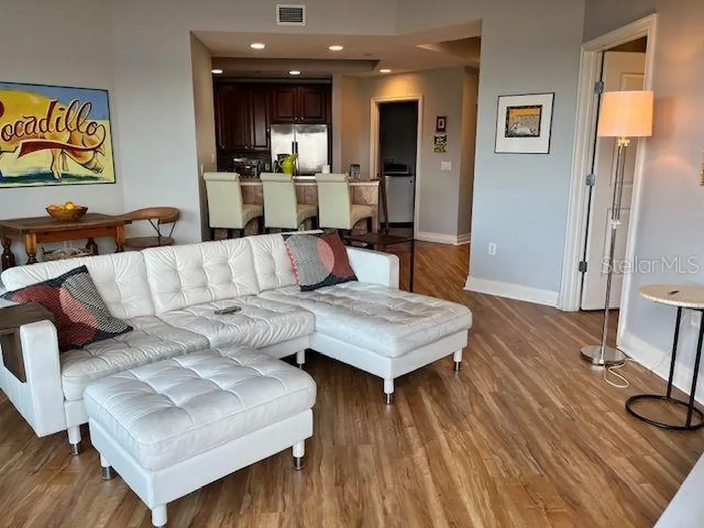 1209 E Cumberland Avenue Tampa FL 33602