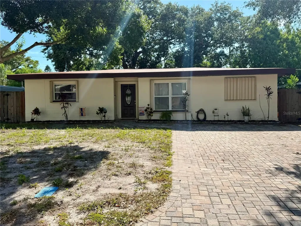 1234 Forrest Hill Drive Clearwater FL 33756