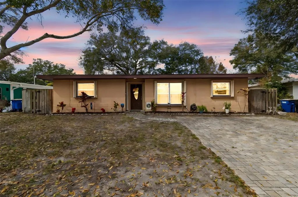 1234 Forrest Hill Drive Clearwater FL 33756
